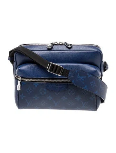 Pre-owned Louis Vuitton Lv Monogram Taigarama Outdoor Messenger In Blue