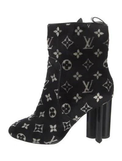 Pre-owned Louis Vuitton Lv Monogram Velvet Boots In Black