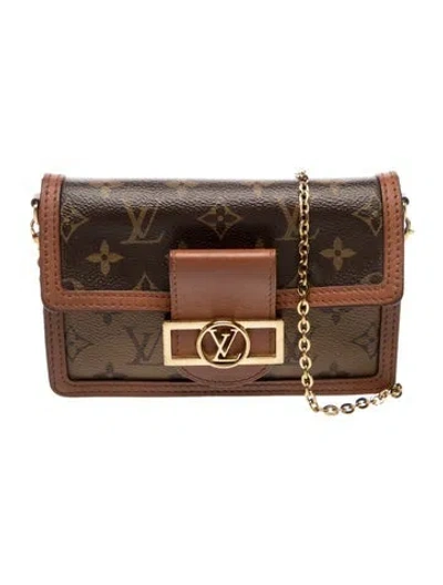 Pre-owned Louis Vuitton Lv Monogram Wallet On Chain Dauphine In Brown