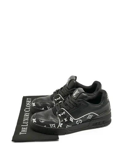 Pre-owned Louis Vuitton Lv Trainer Leather Sneakers In Black
