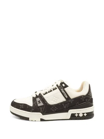 Pre-owned Louis Vuitton Lv Trainer Monogram Sneakers In White
