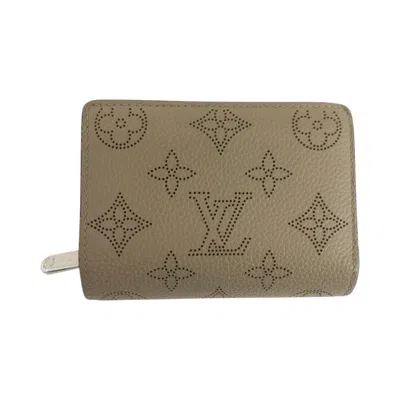 Pre-owned Louis Vuitton Mahina Leather Wallet (bi-fold) () In Sand
