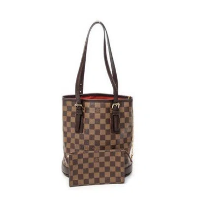 Pre-owned Louis Vuitton Marais In Brown