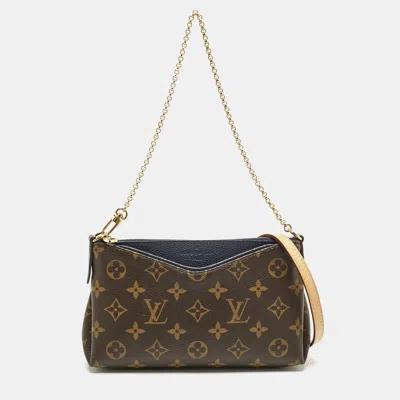 Pre-owned Louis Vuitton Marine Monogram Canvas Pallas Chain Clutch In Blue