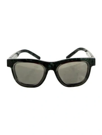 Pre-owned Louis Vuitton Marlo Wayfarer Sunglasses In Green