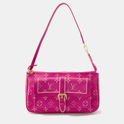Pre-owned Louis Vuitton Maxi Pochette Accessoires Fuchsia Monogram In Pink