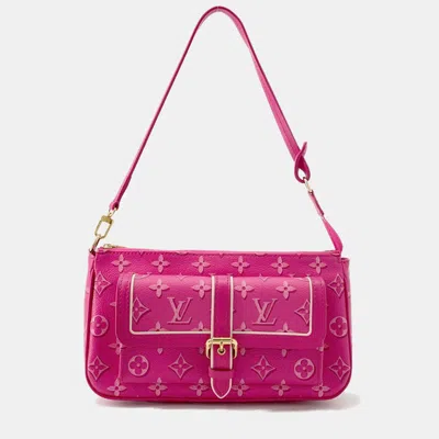Pre-owned Louis Vuitton Maxi Pochette Accessoires Fuchsia Monogram In Pink
