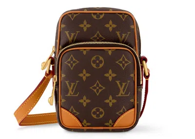 Pre-owned Louis Vuitton Men's  Amazone In Monogram