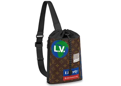 Pre-owned Louis Vuitton Men's  Chalk Sling Bag Monogram Logo Story In Brown