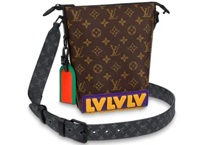 Pre-owned Louis Vuitton Men's  Cruiser Messenger Bag Monogram/monogram Eclipse In Brown