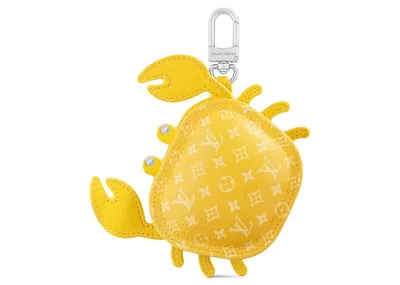 Pre-owned Louis Vuitton Men's  Lv Crab Bag Charm In Yellow