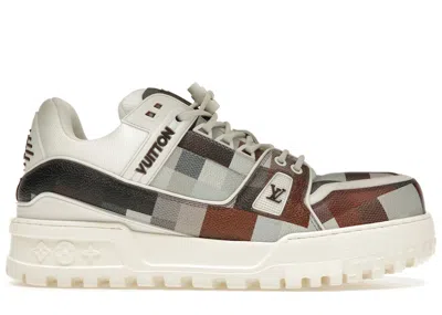 Pre-owned Louis Vuitton Men's  Lv Trainer Maxi Damoflage Sneakers In White/brown/orange