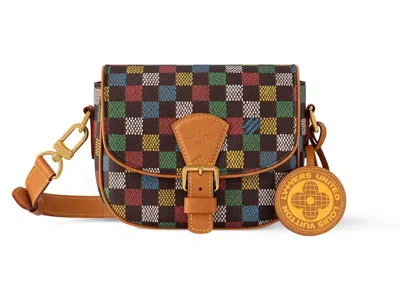 Pre-owned Louis Vuitton Men's  Montsouris Messenger Pm In Lv Vers Damier Ebene