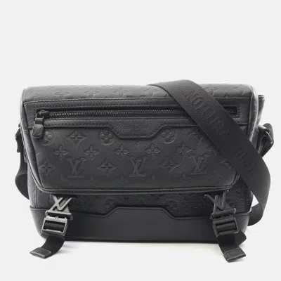 Pre-owned Louis Vuitton Messenger Voyage Pm Shoulder Bag Monogram Shadow Noir In Black