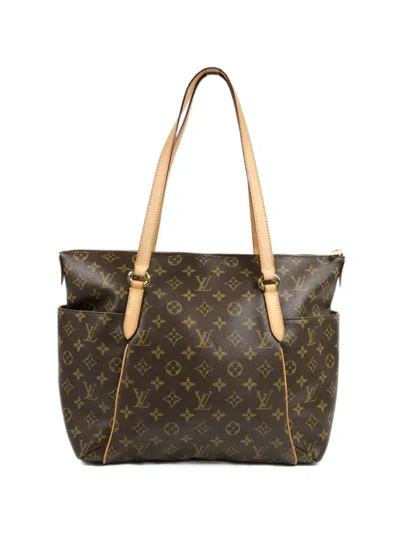 Louis Vuitton Mm Totally Monogram Tote Bag In Brown
