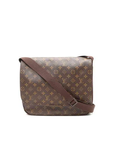 Louis Vuitton Monogram Beaubourg Mm Messenger Bag In Brown