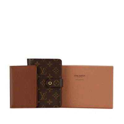 Pre-owned Louis Vuitton Monogram Brown Pvc Leather Wallet (bi-fold) ()
