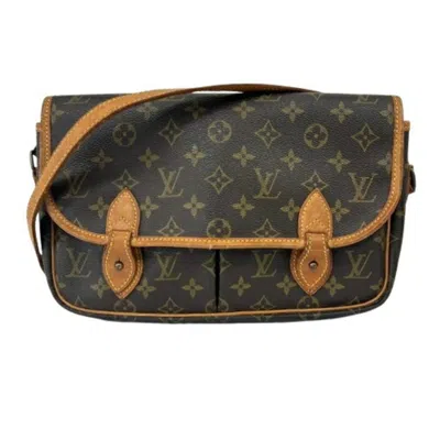 Pre-owned Louis Vuitton Monogram Coated Canvas Shoulder Bag () In Brown