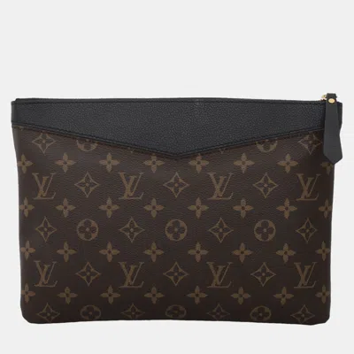 Pre-owned Louis Vuitton Monogram Daily Pouch In Brown
