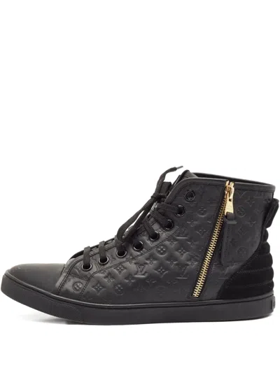 Pre-owned Louis Vuitton Monogram-debossed Sneakers