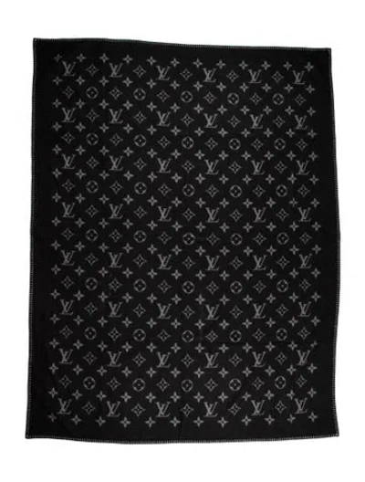 Pre-owned Louis Vuitton Monogram Eclipse Throw Blanket In Black