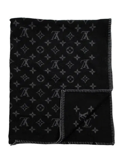 Pre-owned Louis Vuitton Monogram Eclipse Throw Blanket In Gray