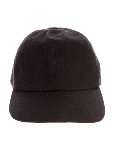 Pre-owned Louis Vuitton Monogram Essential Cap In Black