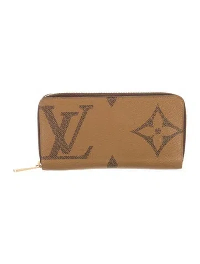 Pre-owned Louis Vuitton Monogram Giant Pattern Coated Canvas Zippy Wallet In Brown