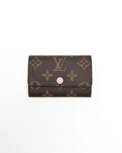 Pre-owned Louis Vuitton Monogram Key Holder In Multi