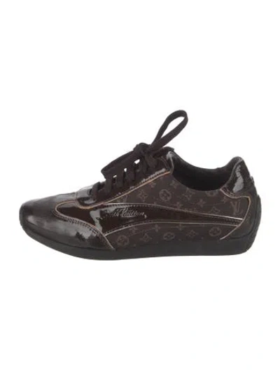 Pre-owned Louis Vuitton Monogram Mini Lin Pattern Patent Leather Sneakers In Brown