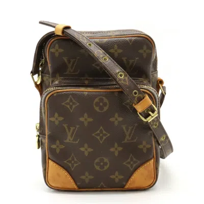 Pre-owned Louis Vuitton Monogram Monogram Pochette Shoulder Bag ()