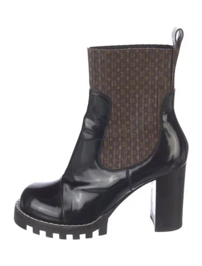 Pre-owned Louis Vuitton Monogram Pattern Patent Leather Chelsea Boots In Multi