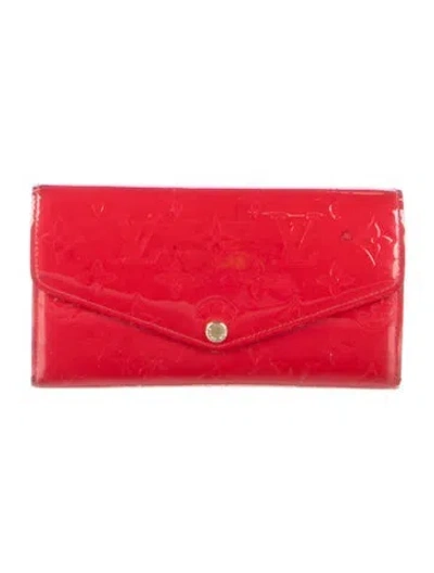 Pre-owned Louis Vuitton Monogram Vernis Vernis Patent Leather Sarah Wallet In Red