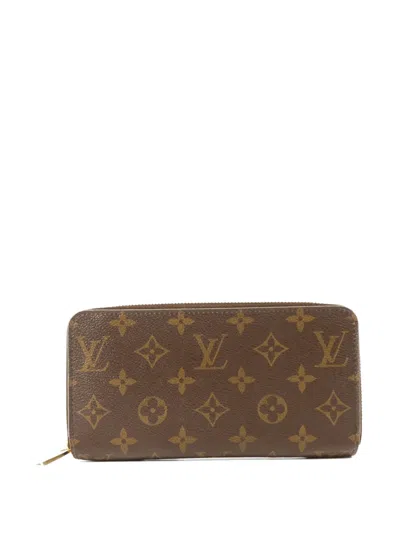 Pre-owned Louis Vuitton Monogram Zippy Wallet In Brown