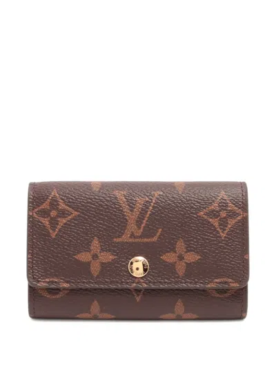 Pre-owned Louis Vuitton Multiclés 6 Key Holder In Brown