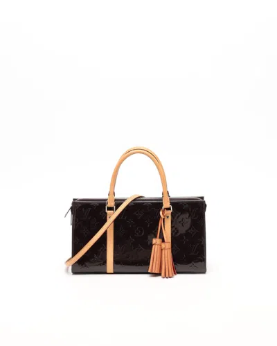 Pre-owned Louis Vuitton Neo Triangle Vernis Bag In Burgundy