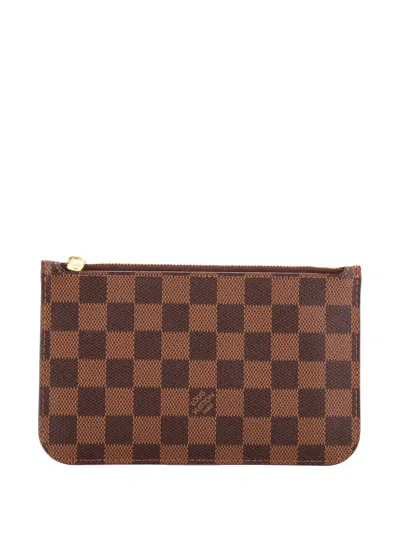 Pre-owned Louis Vuitton Neverfull Pochette Damier Small Pouch In Brown