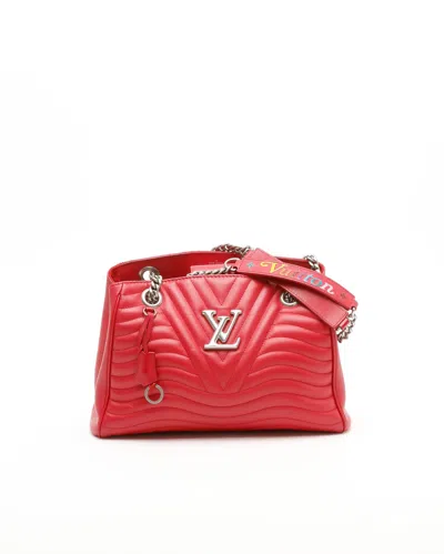 Pre-owned Louis Vuitton New Wave Chain Tote Bag In Red