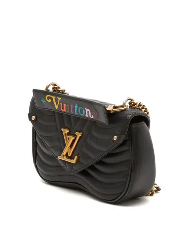 Pre-owned Louis Vuitton New Wave Mm Chain Bag In Black