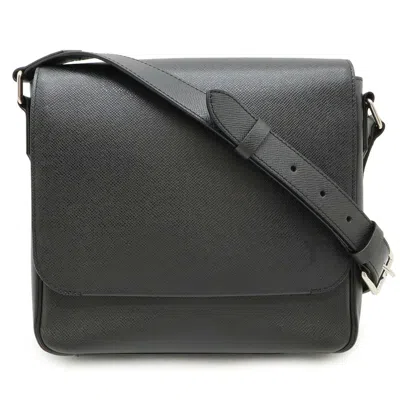Pre-owned Louis Vuitton Noir Taiga Leather Shoulder Bag () In Black