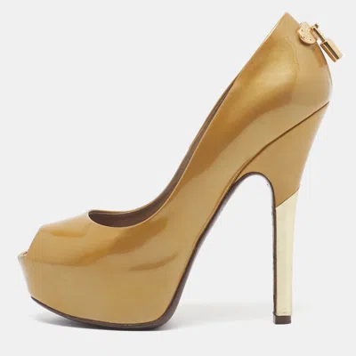 Pre-owned Louis Vuitton Oh Really! Size 37 Gold Patent Leather Platform Pumps