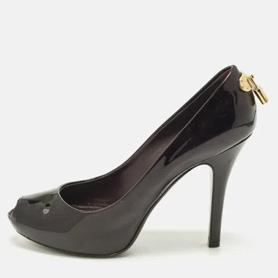 Pre-owned Louis Vuitton Oh Really Size 37.5 Amarante Patent Leather Platform Peep Toe Pumps In Burgundy