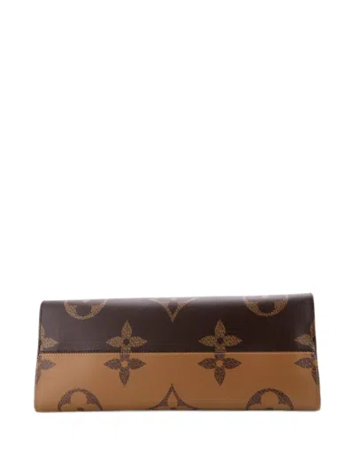 Pre-owned Louis Vuitton Onthego Reverse Monogram Giant Gm Tote Bag In Brown