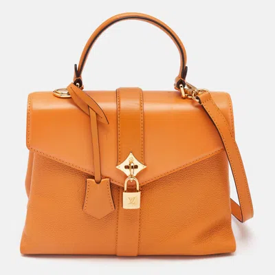 Pre-owned Louis Vuitton Orange Leather Rose Des Vents Pm Bag