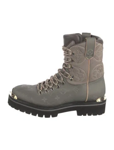 Pre-owned Louis Vuitton Outland Lv Monogram Combat Boots In Grey