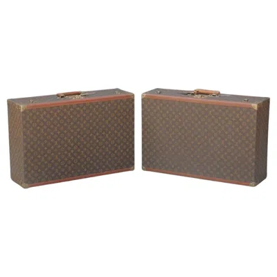 Pre-owned Louis Vuitton Pair Of Authentic  Luggage Pieces In Gray