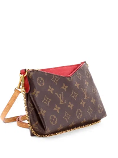 Pre-owned Louis Vuitton Pallas Monogram Canvas With Leather Clutch Bag In 褐色