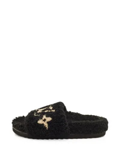 Pre-owned Louis Vuitton Paseo Monogram Shearling Slides In Black