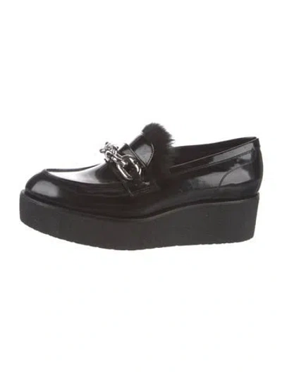Pre-owned Louis Vuitton Patent Leather Chain-link Accents Mules In Black