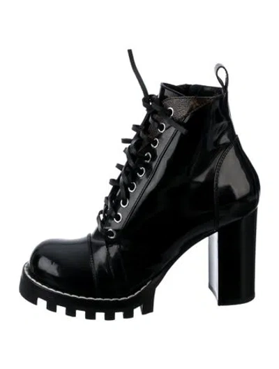 Pre-owned Louis Vuitton Patent Leather Graphic Print Lace-up Boots In Black
